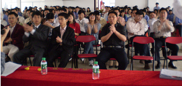 2012年7月18日，舜龍管理升級誓師大會召開