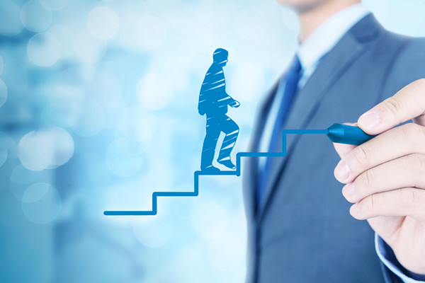 人才激勵(lì)與留任策略，構(gòu)建企業(yè)人才生態(tài)與核心競(jìng)爭(zhēng)力
