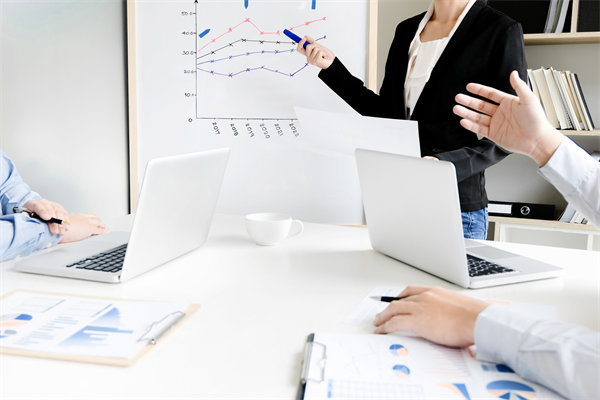 如何設(shè)計(jì)科學(xué)的薪酬績(jī)效以激勵(lì)員工持續(xù)高效工作？