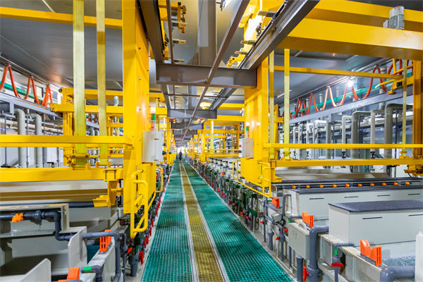 在精益生產(chǎn)中，企業(yè)如何有效減少生產(chǎn)過程中的浪費(fèi)？