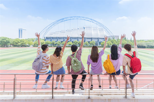 校園招聘嚴(yán)禁限定985和211高校，對(duì)制造業(yè)有哪些啟示？