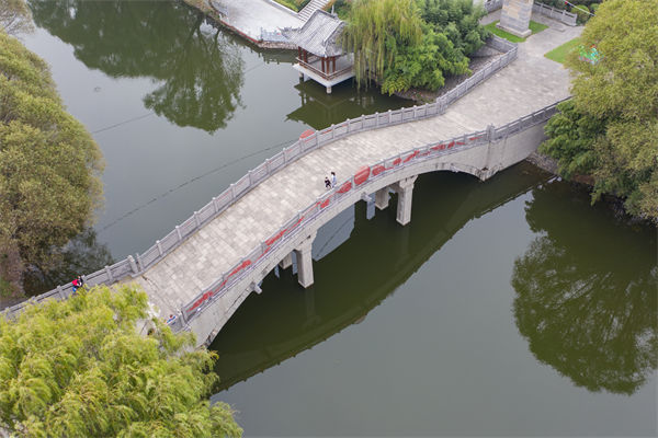 許昌集團(tuán)管控咨詢公司如何優(yōu)化集團(tuán)管理體系？