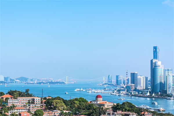 廈門營(yíng)銷咨詢公司如何為企業(yè)定制精準(zhǔn)營(yíng)銷策略？