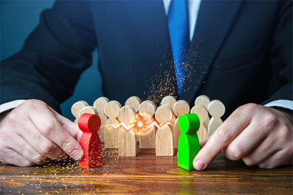 新老業(yè)務(wù)沖突不斷，企業(yè)戰(zhàn)略管理如何平衡布局？