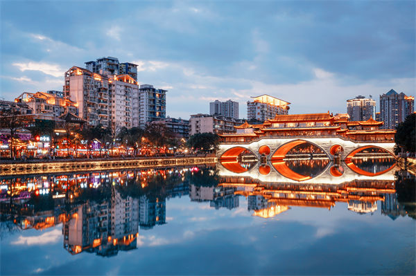 2025年新一線城市名單發(fā)布，對(duì)企業(yè)文化的啟示有？